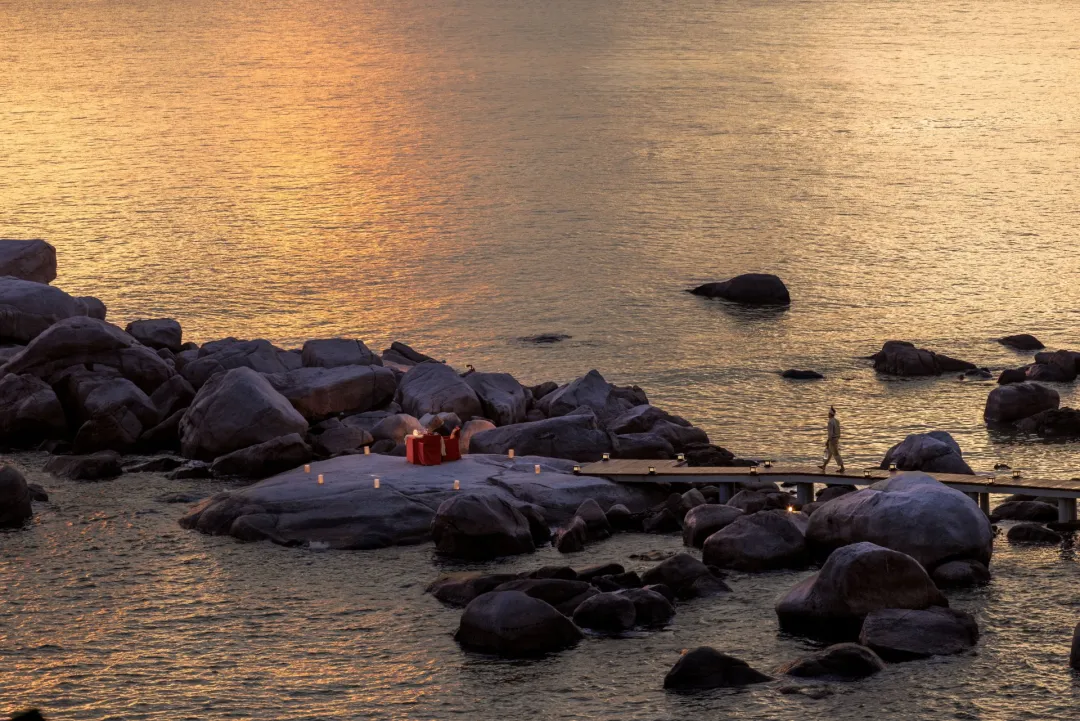 Odysseys Travel - Homm Laguna Bintan - Rocky Shoreline