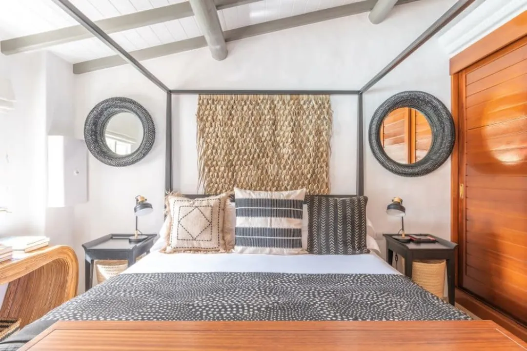 room-SPE-image-spencers-_rock_room_2_R
