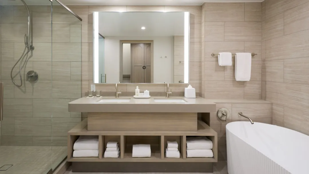 Odysseys Travel - JW Marriott St. Maarten Beach Resort and Spa - Deluxe Guest Room Beachfront with Plunge Pool - Bathroom