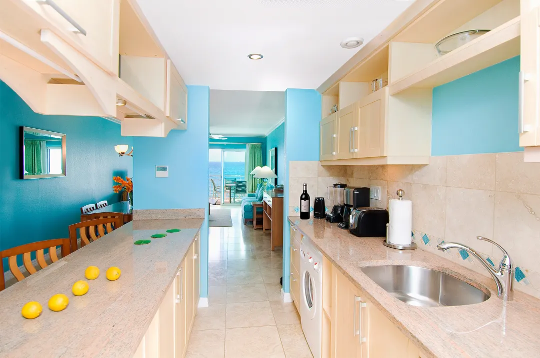 Odysseys Travel - Oyster Bay Beach Resort - One Bedroom Suite - Kitchen