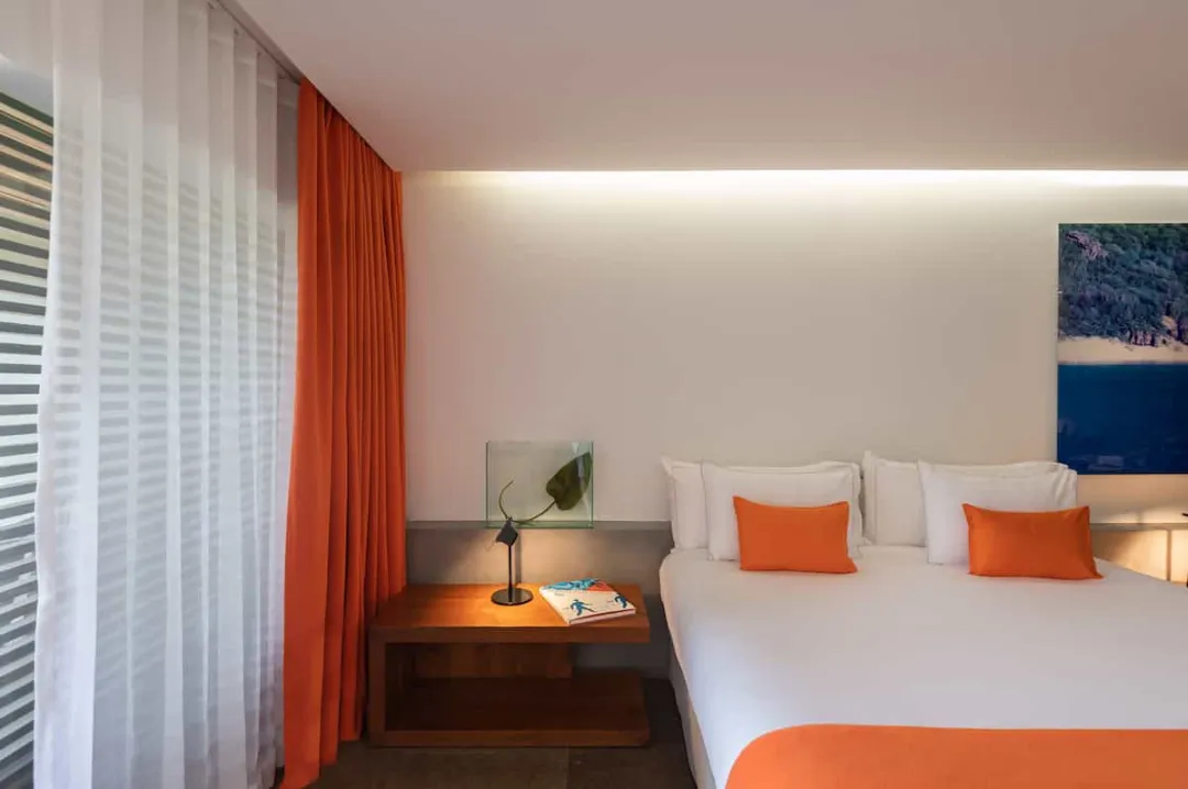 Odysseys Travel - Hotel Christopher St Barth - Ocean Terrace - Bedroom Detail