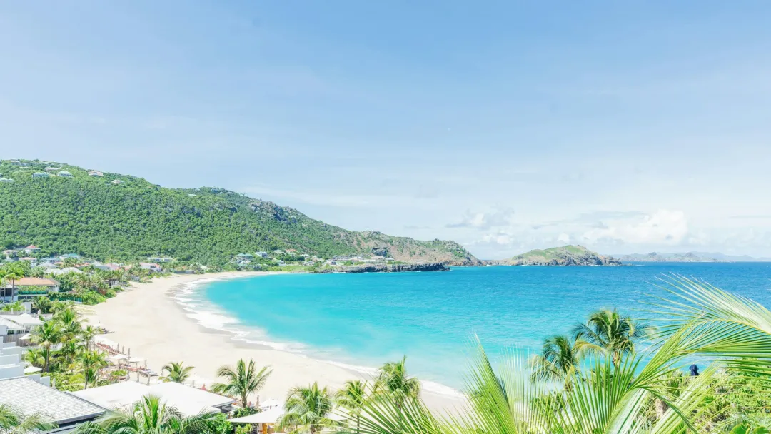 Odysseys Travel - Cheval Blanc St Barth - Aerial Bay