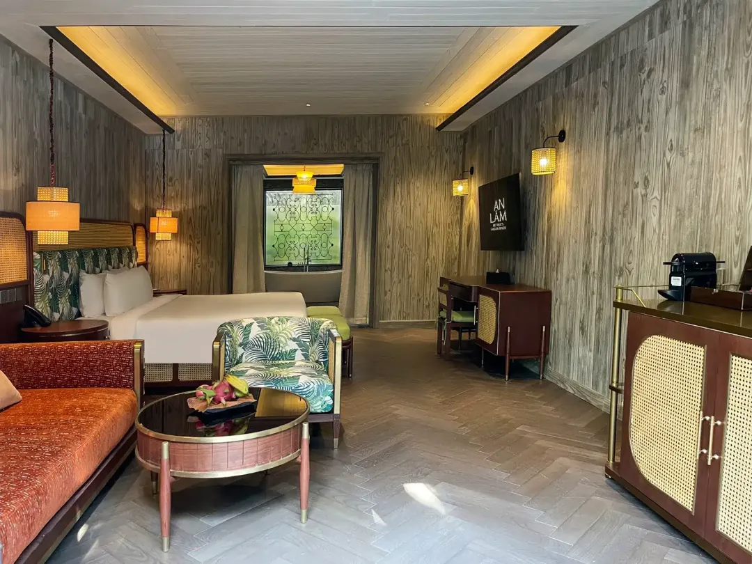 Garden View Suite - Bedroom
