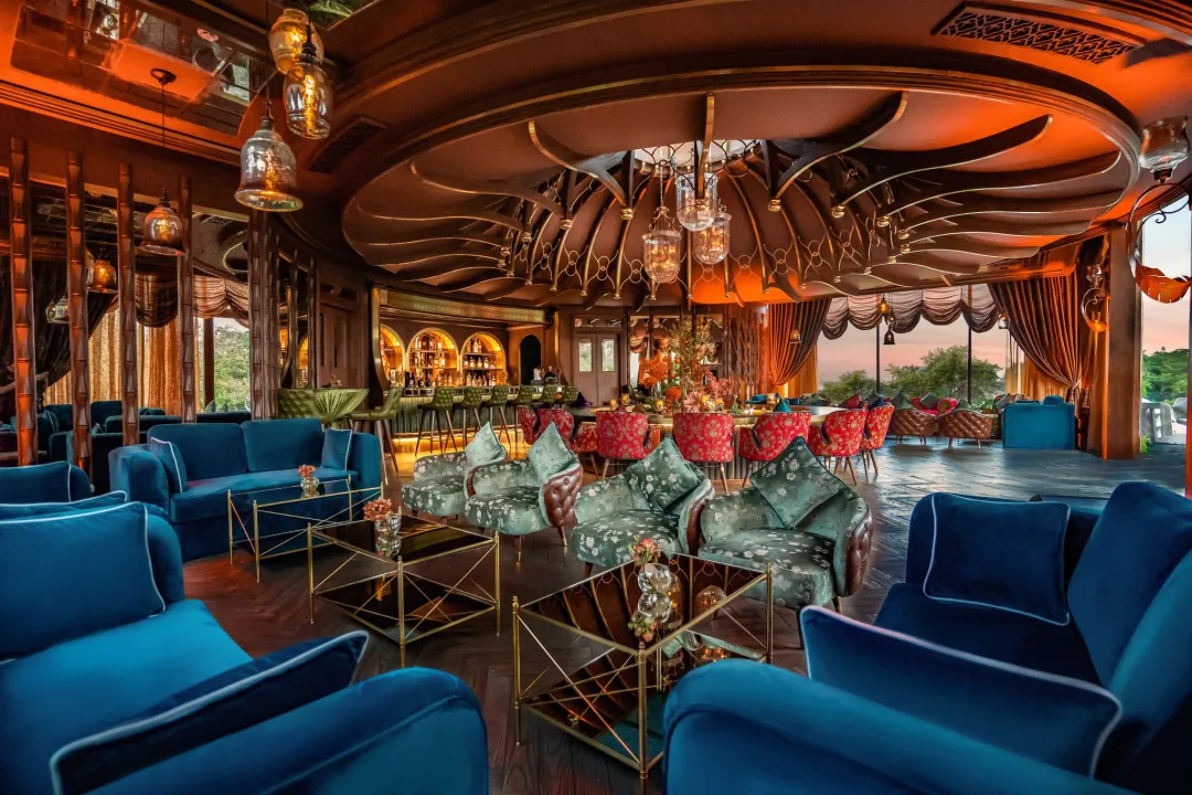 Odysseys Travel - An Lam Retreats Saigon River - Riva Dining and Lounge - Interior