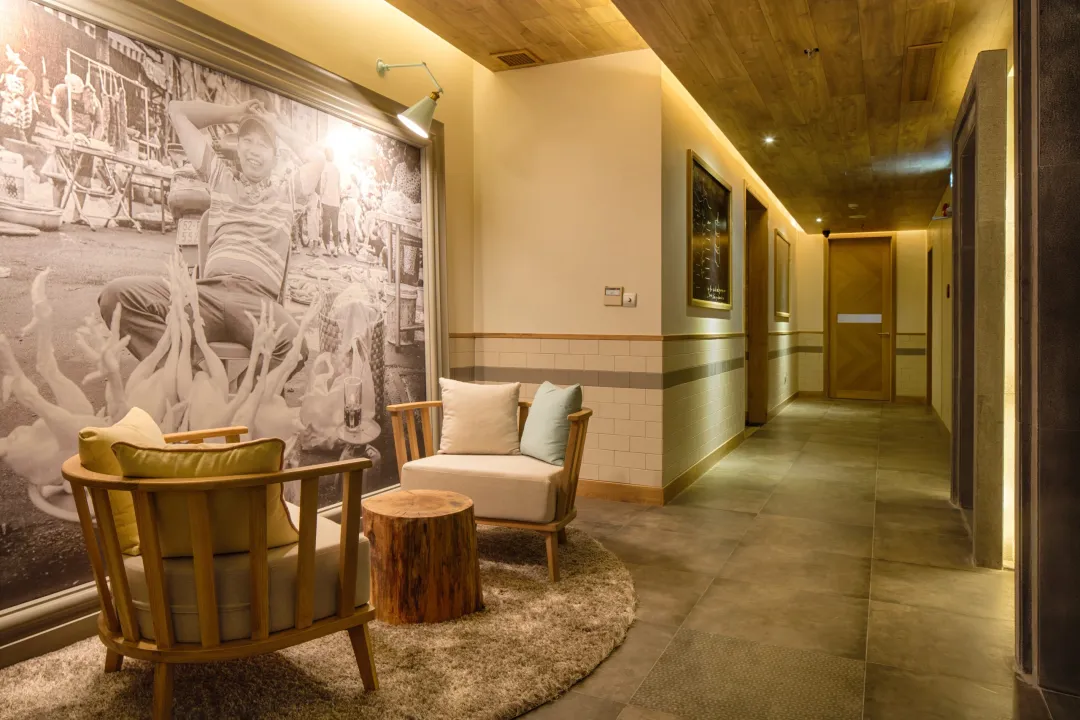 Odysseys Travel - Fusion Suites Saigon - Lounge Area