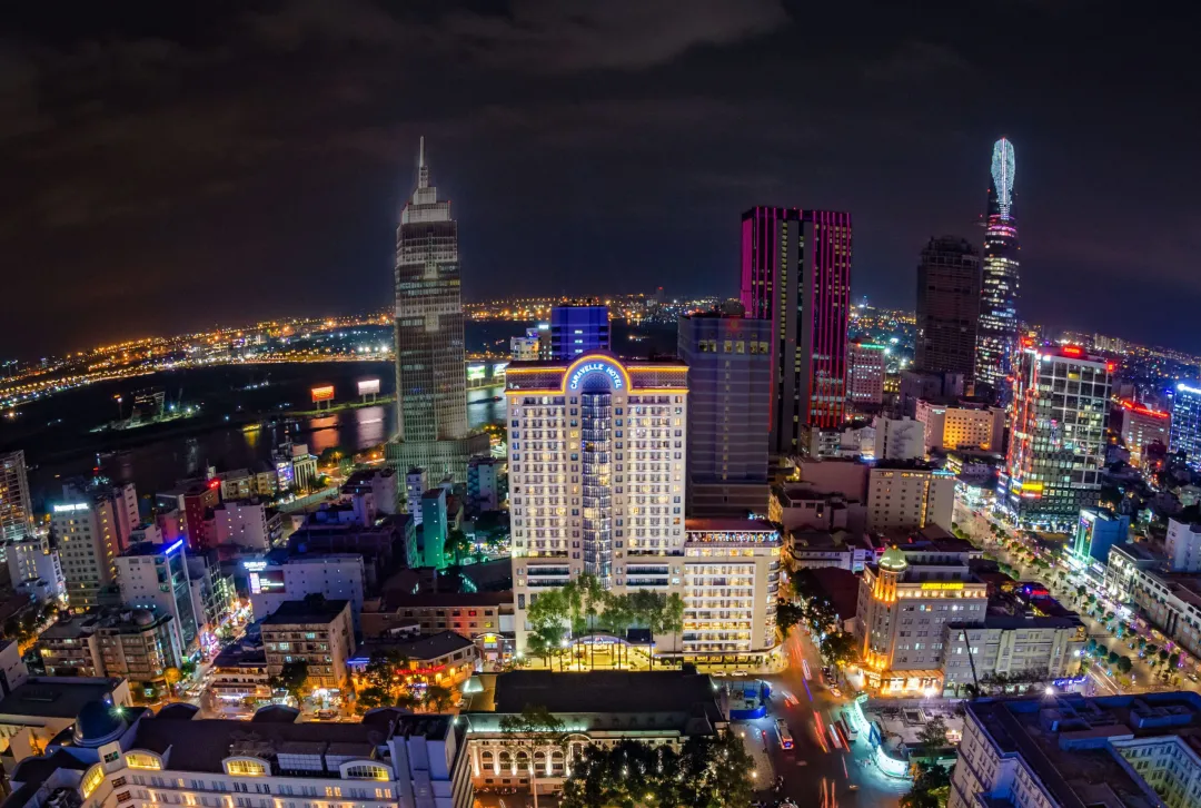 Odysseys Travel - Caravelle Hotel - City View