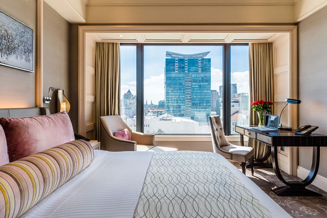 Odysseys Travel - Caravelle Hotel - Rooms - Signature Room - Bedroom