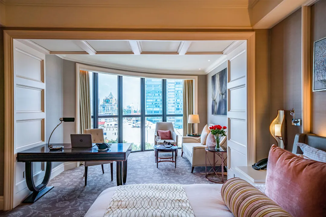 Odysseys Travel - Caravelle Hotel - Rooms - Signature Studio - Living Area