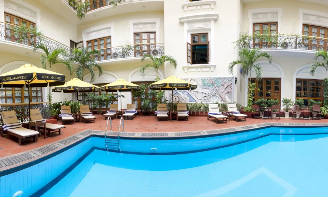 Odysseys Travel - Hotel Majestic Saigon - Swimming Pool
