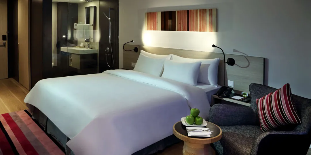 Odysseys Travel - Liberty Central Saigon City Point - Rooms - Deluxe - Bedroom Seating Area
