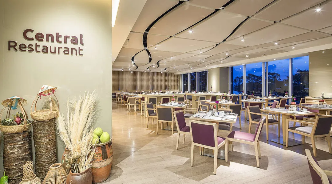Odysseys Travel - Liberty Central Saigon Riverside - Central Restaurant - Dining Room