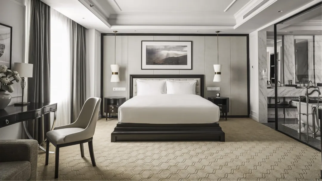 Odysseys Travel - Mai House Saigon - Rooms - Junior Suite - Bedroom