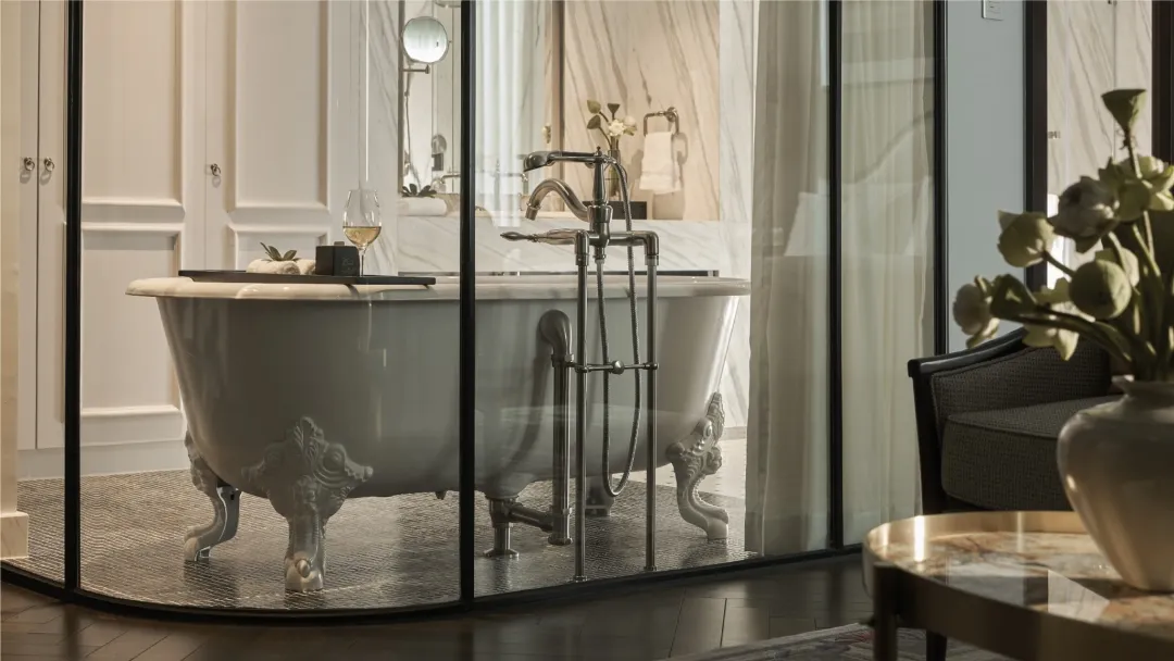 Odysseys Travel - Mai House Saigon - Rooms - Mai Suite - Bathroom