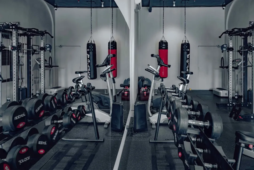 Odysseys Travel - Silverland Ben Thanh Hotel - Gym Weights Area