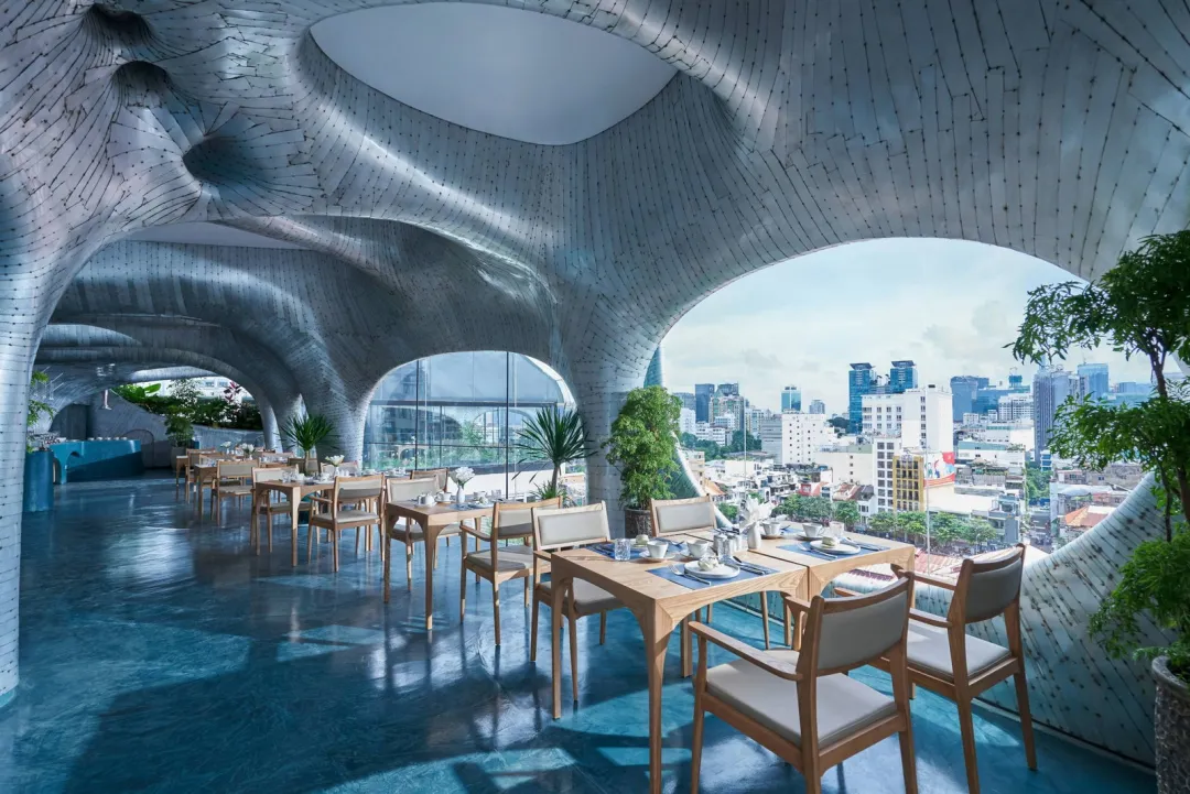 Odysseys Travel - Silverland Ben Thanh Hotel - Smith's Skyline Dining View