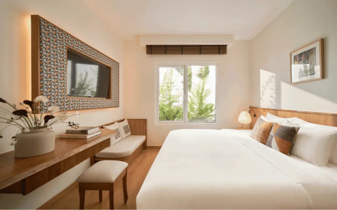 Odysseys Travel - Silverland Ben Thanh Hotel - Rooms - Sunshine Garden - Bedroom
