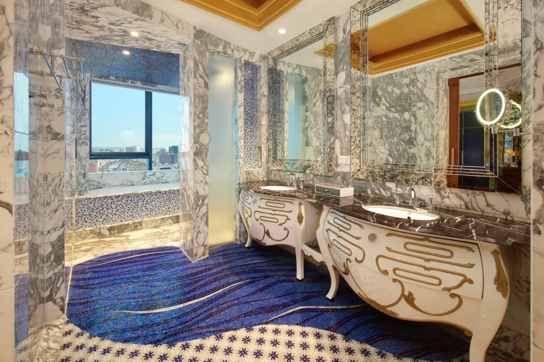 Odysseys Travel - The Riverie Saigon - Rooms - Junior Suite - Bathroom