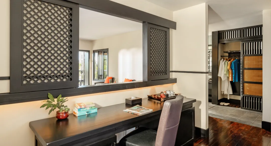 Odysseys Travel - Anantara Mui Ne Resort - Rooms - Deluxe Ocean Room - Desk and Wardrobe Area