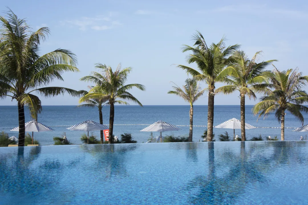 Odysseys Travel - Cassia Cottage Phu Quoc - Infinity Pool