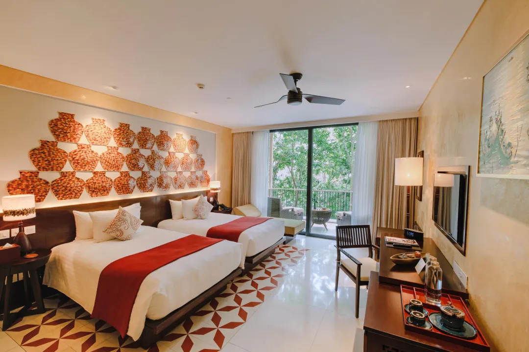Odysseys Travel - Salinda Resort Phu Quoc Island - Rooms - Deluxe Room - Bedroom Desk Area