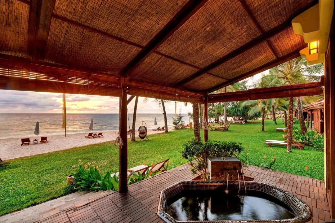 Odysseys Travel - Chen Sea Resort & Spa - Rooms - Beachfront Villa - Terrace and Plunge Pool