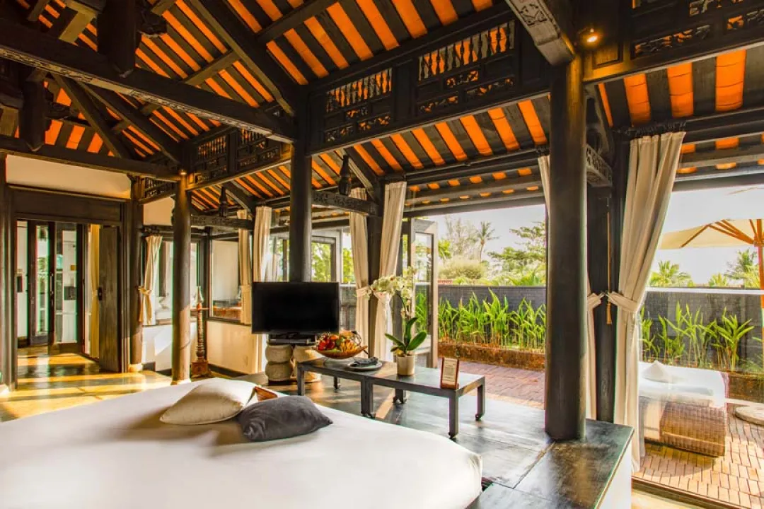 Odysseys Travel - Chen Sea Resort & Spa - Rooms - Jacuzzi Villa - Bedroom