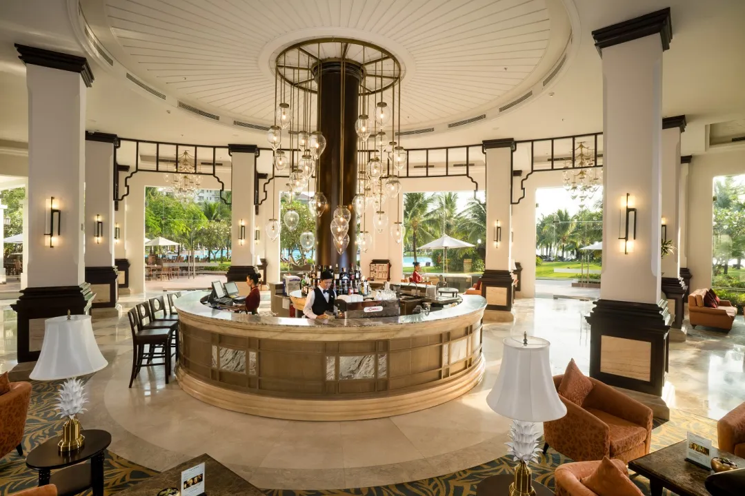 Odysseys Travel - Vinpearl Resort & Spa Phu Quoc - Sea View Café - Café Interior