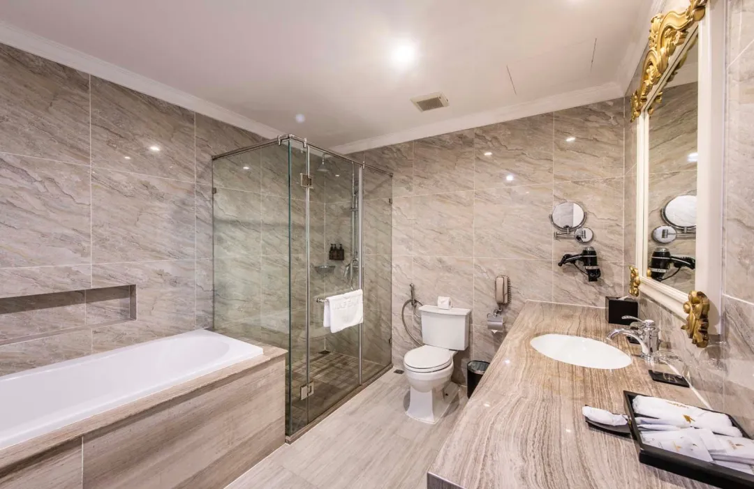 Odysseys Travel - Vinpearl Wonderworld Phu Quoc - Rooms - Two Bedroom Villa - Bathroom