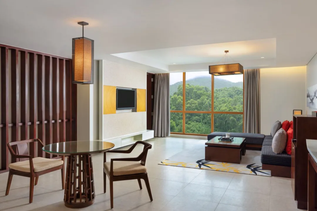 Odysseys Travel - Angsana Lang Co - Rooms - Seaview One-Bedroom Pool Suite - Living Room