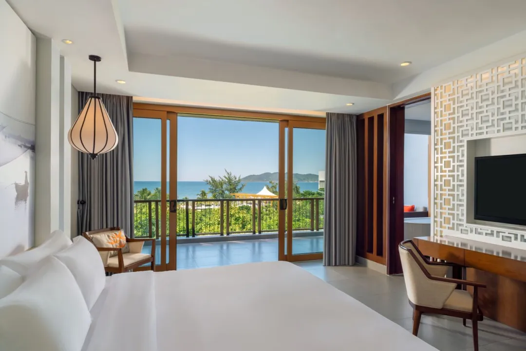 Odysseys Travel - Angsana Lang Co - Rooms - Seaview Balcony King Grand - King Bedroom